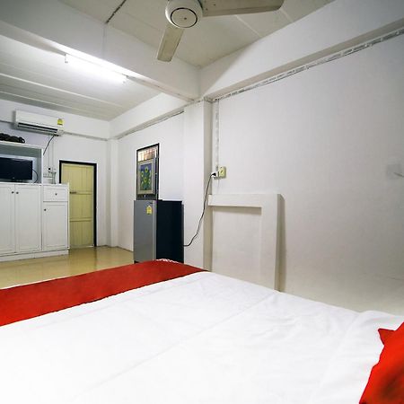 Oyo 560 Chang Hostel Suvarnabhumi Bangkok Zewnętrze zdjęcie