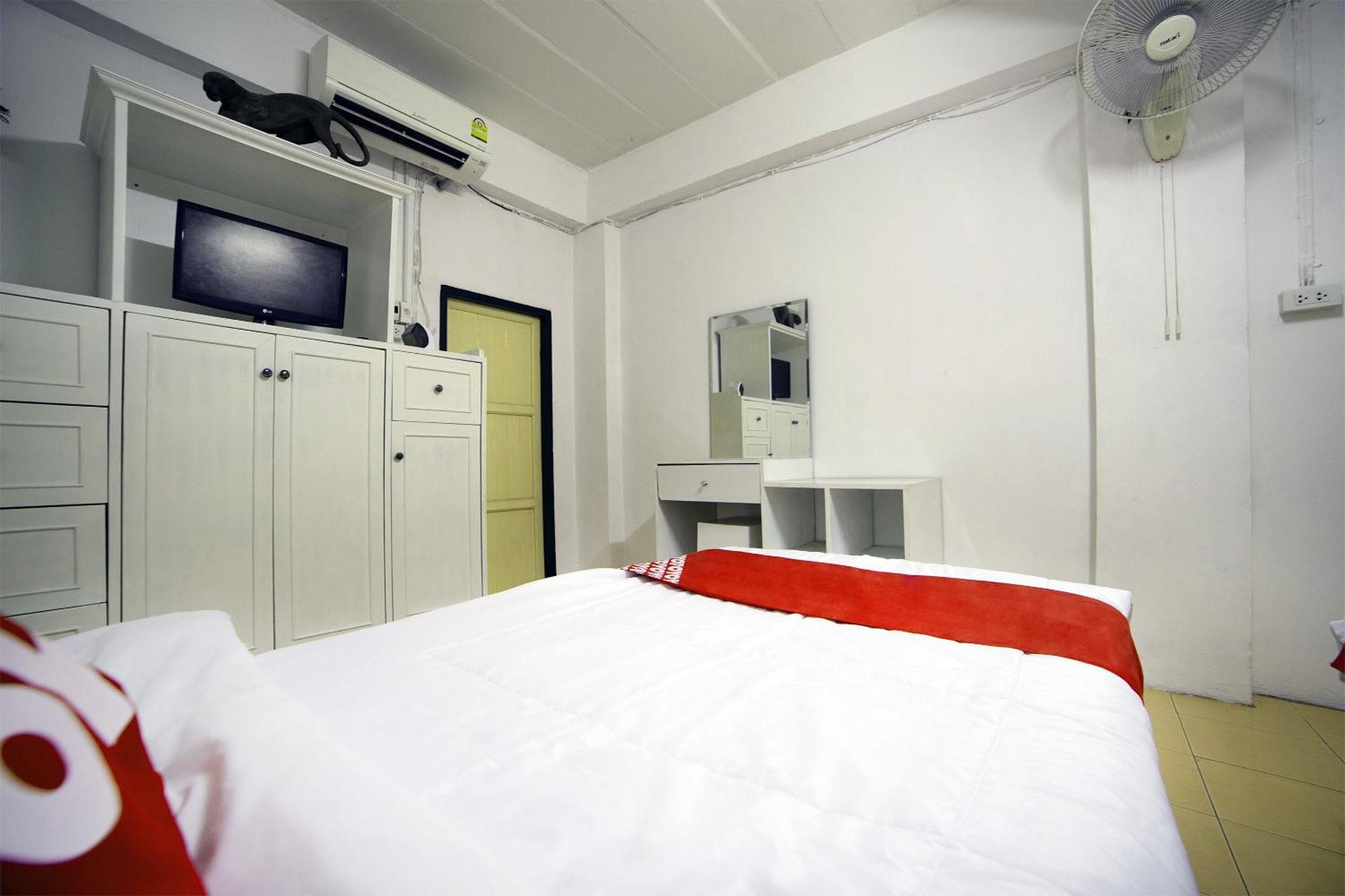 Oyo 560 Chang Hostel Suvarnabhumi Bangkok Zewnętrze zdjęcie